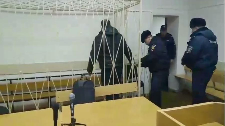 Подсудимый заключил контракт. Заключили под стражу генерала. подозреваемый обвиняемый подсудимый осужденный разница. заключенные под стражу крокус сити.