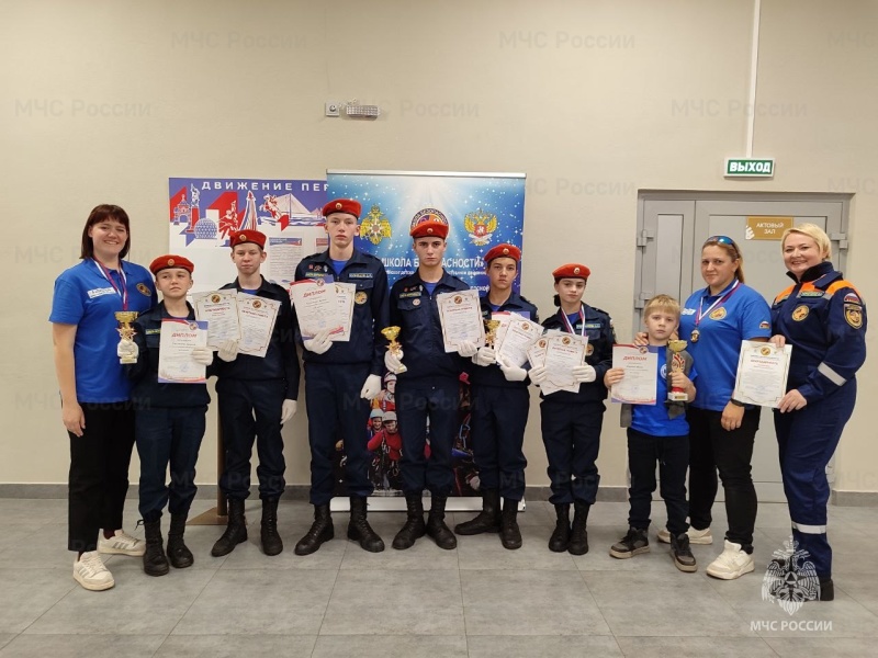 Ярославцы блестяще выступили на турнире «Я - спасатель»