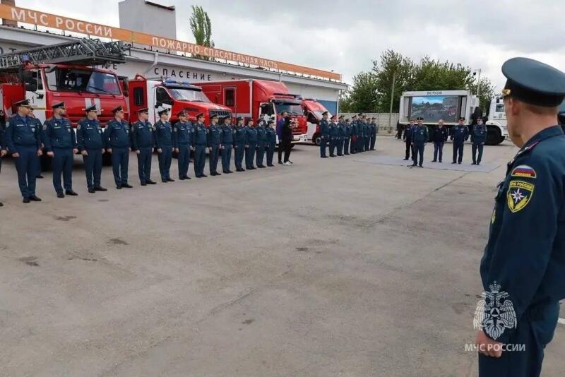 Агитбригада ветеранов МЧС России с концертной программой посетила Херсонскую область