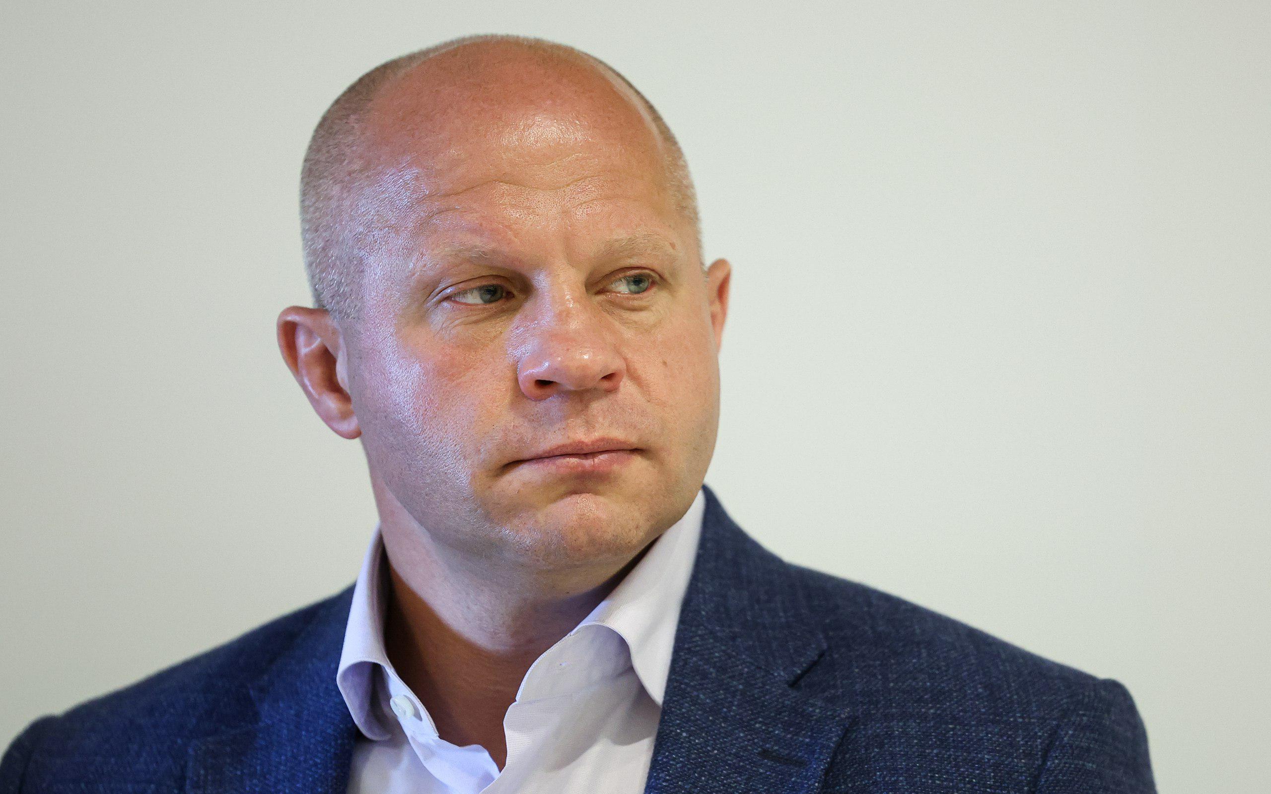 Федор Емельяненко судится с автором детской книги о себе