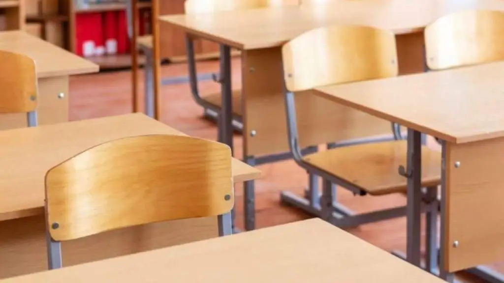 В Талси откажутся от оплаты питания школьников и сократят штат