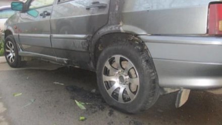 В Саках по горячим следам задержали подозреваемого в поджоге двух автомобилей