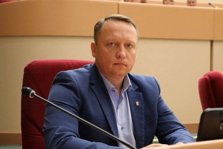 Еще один саратовский депутат отправляется на фронт 