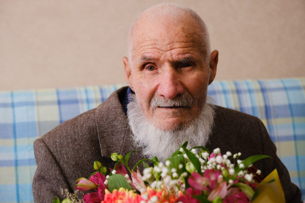 Астраханский ветеран Великой Отечественной войны Иван Корнов отметил 98-летие