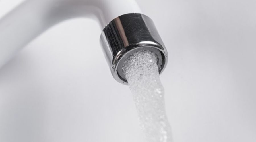 вода