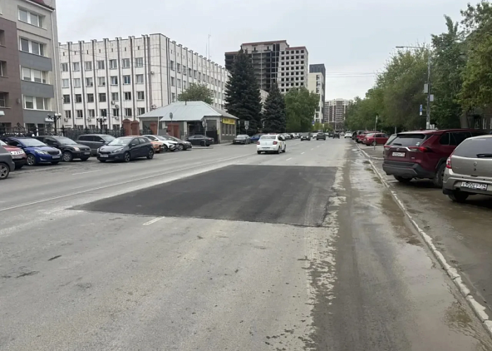 На просевшей дороге в центре Челябинска сняли ограничения для транспорта
