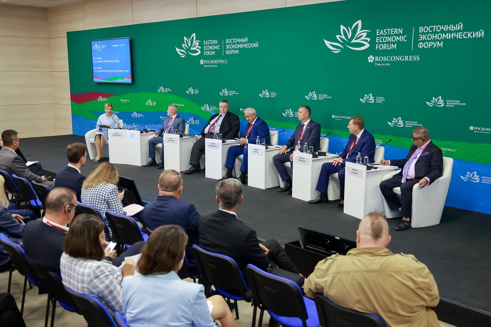 Экономический форум брикс 2024. Росконгресс фото вэф. Экономический форум брикс 2024. Экономический форум брикс 2024. Экономический форум брикс 2024.