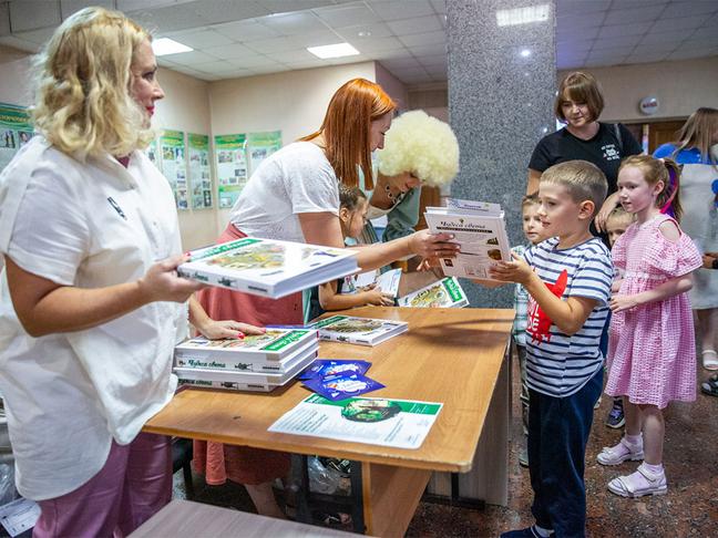 СГОК поздравил первоклассников с Днём знаний - Изображение 