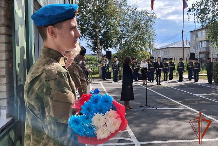 Память офицера – Героя России Игоря Иванова увековечена в названии учебного заведения 