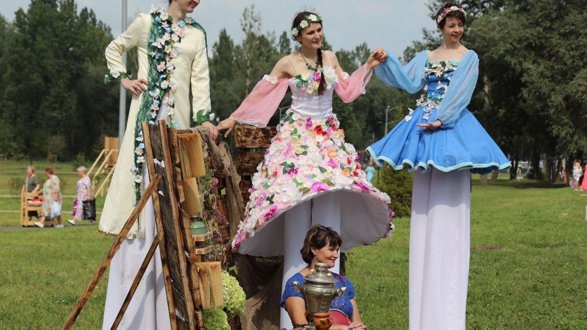 Ко Дню металлурга в Губкине прошёл первый фестиваль чая и традиций