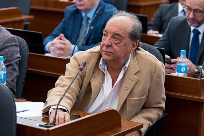 Ефим Звеняцкий