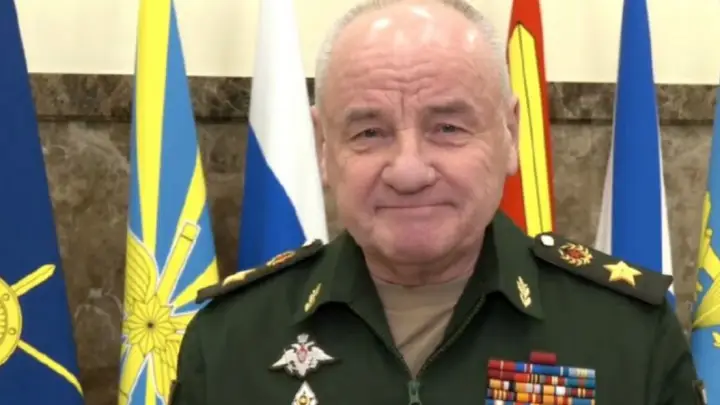 Генерал Попов вёл себя, как хозяин – увольнял, назначал. Теперь он в Лефортово, передвигается на ходунках