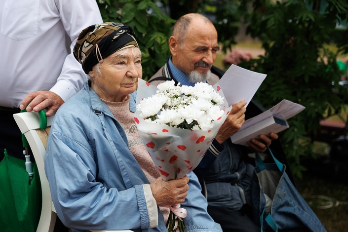 Жизнь награждает