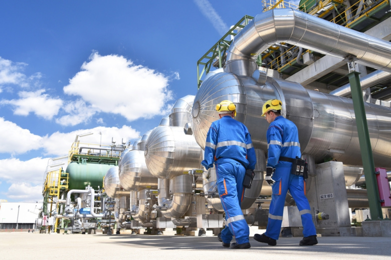 День нефтяника — праздник людей, которые обеспечивают страну энергией