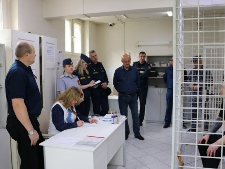 В СИЗО-1 приехали калининградские общественники