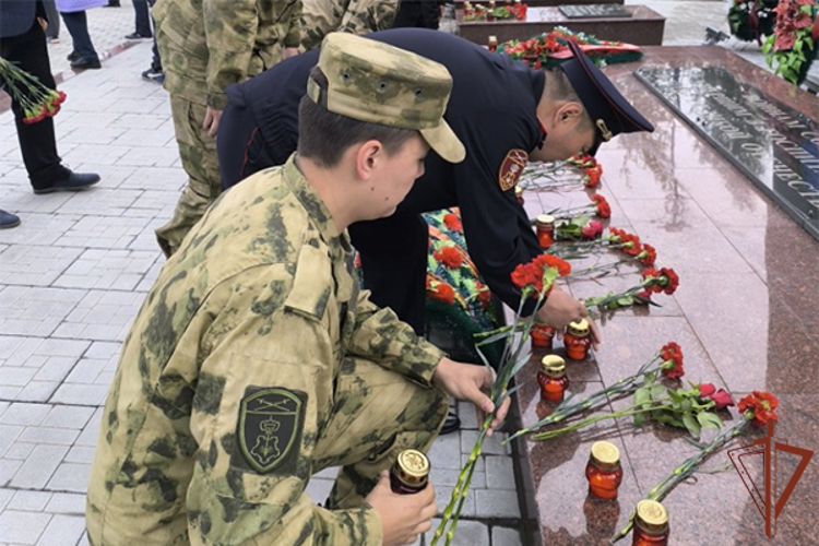 Росгвардейцы на Дальнем Востоке приняли участие в мероприятиях ко Дню памяти и скорби