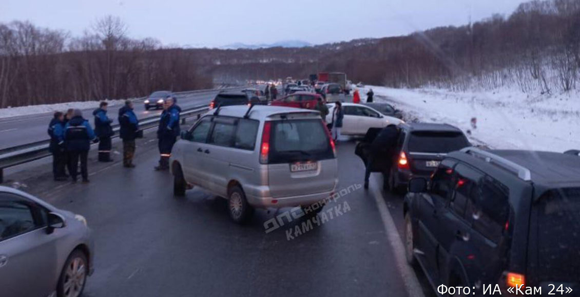 Подрядчик на Камчатке, вовремя не обслуживший дорогу, где столкнулись 17 авто, оштрафован