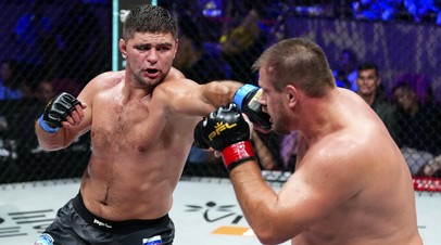 Бойцы PFL Олег Попов и Александр Романов
