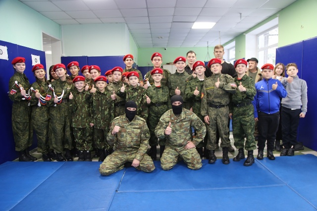 В отделе специального назначения «Викинг» УФСИН России по Омской области состоялся День открытых дверей