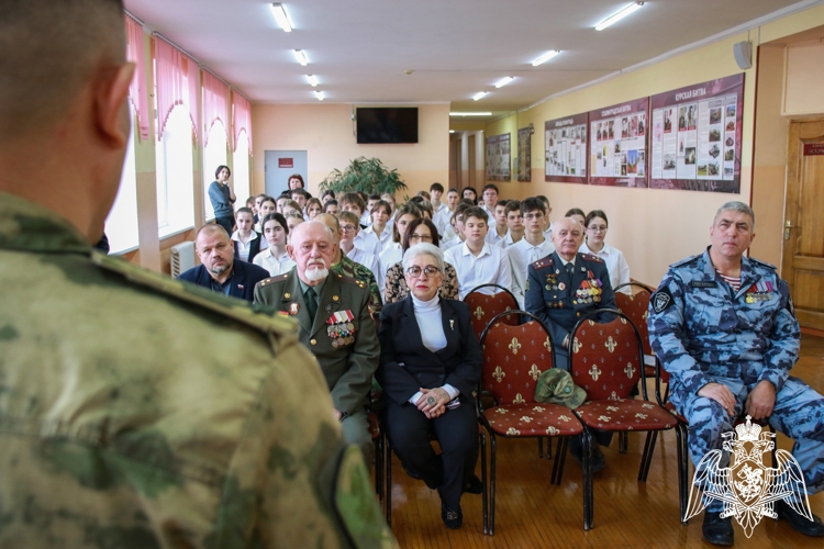 В Ставрополе чествовали ветеранов войск правопорядка в лицее имени Героя России Владимира Нургалиева
