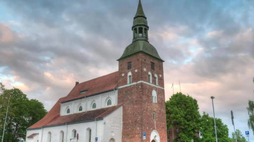 В Латвии нашли лишь один город, где латышей более 80%