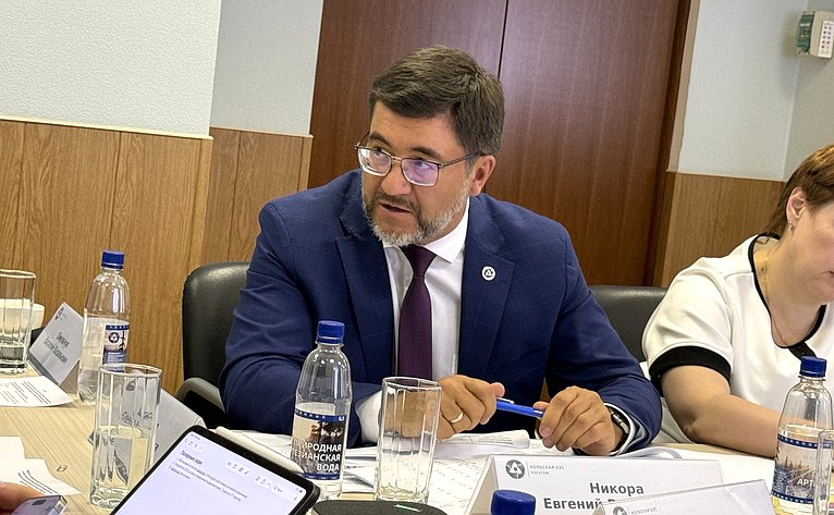 Елена Дягилева провела заседание по исполнению долгосрочного плана комплексного социально-экономического развития Кировско-Апатитской агломерации в Полярных Зорях и подведомственной муниципалитету территории