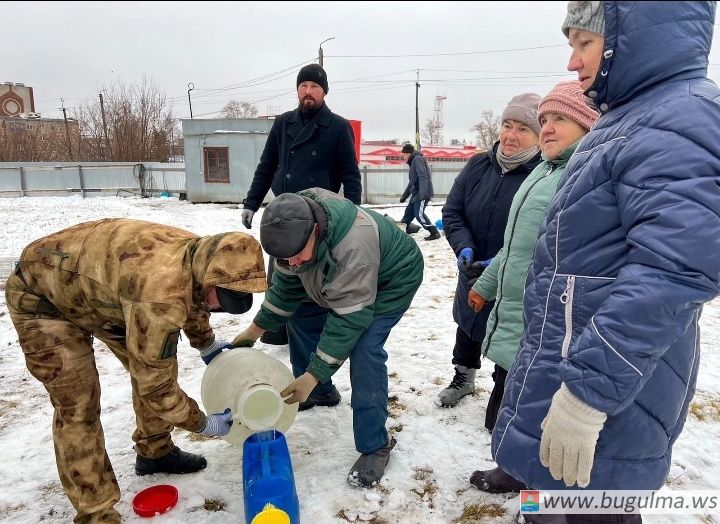 В Бугульме прошло мероприятие по посадке деревьев.