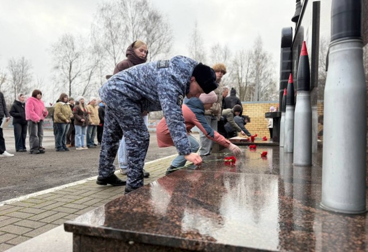 В Ярославле в региональном управлении Росгвардии прошли памятные мероприятия ко Дню неизвестного солдата