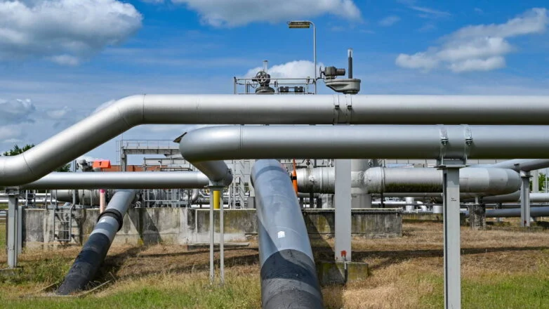 Нефтепровод 