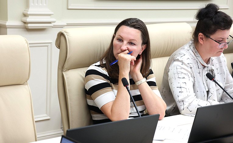 Заседание Комиссии СФ по мониторингу законодательства РФ в сфере государственного контроля (надзора) и муниципального контроля в РФ на тему «Анализ эффективности внедрения в работу контрольных органов индикаторов риска нарушения обязательных требований»