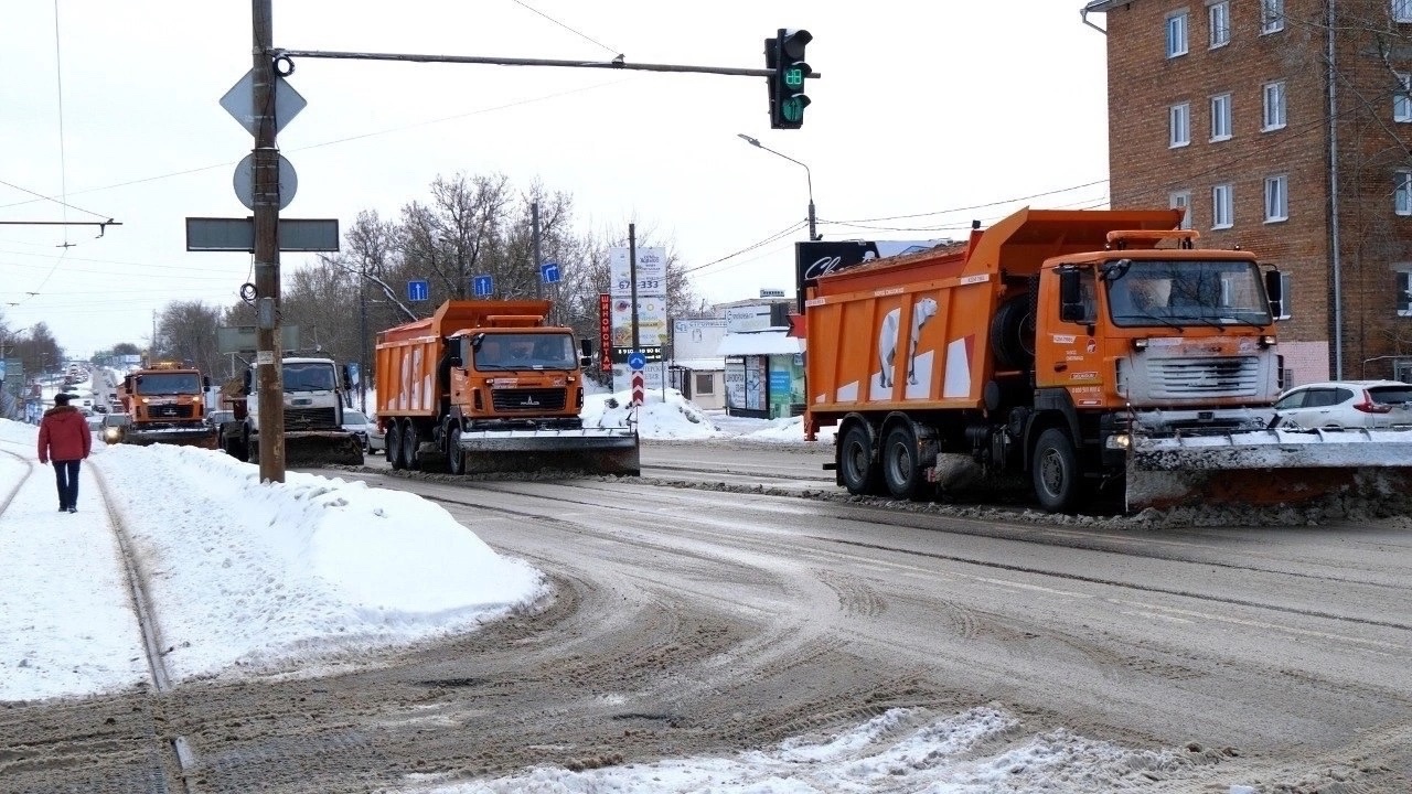 В Смоленске коммунальщики перешли на зимний режим работы