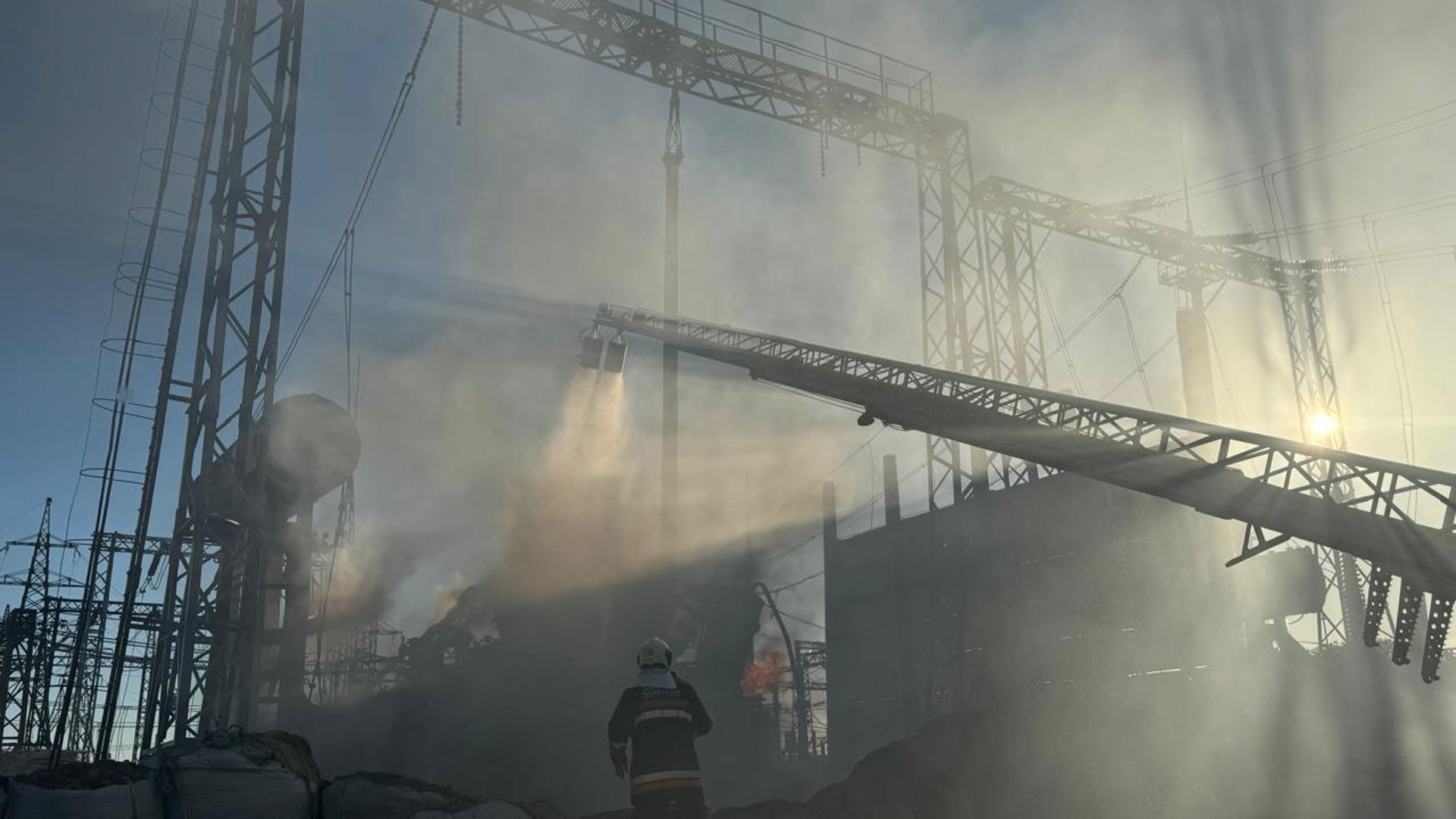 Шмыгаль: на Украине более 800 объектов теплоснабжения уничтожены или повреждены