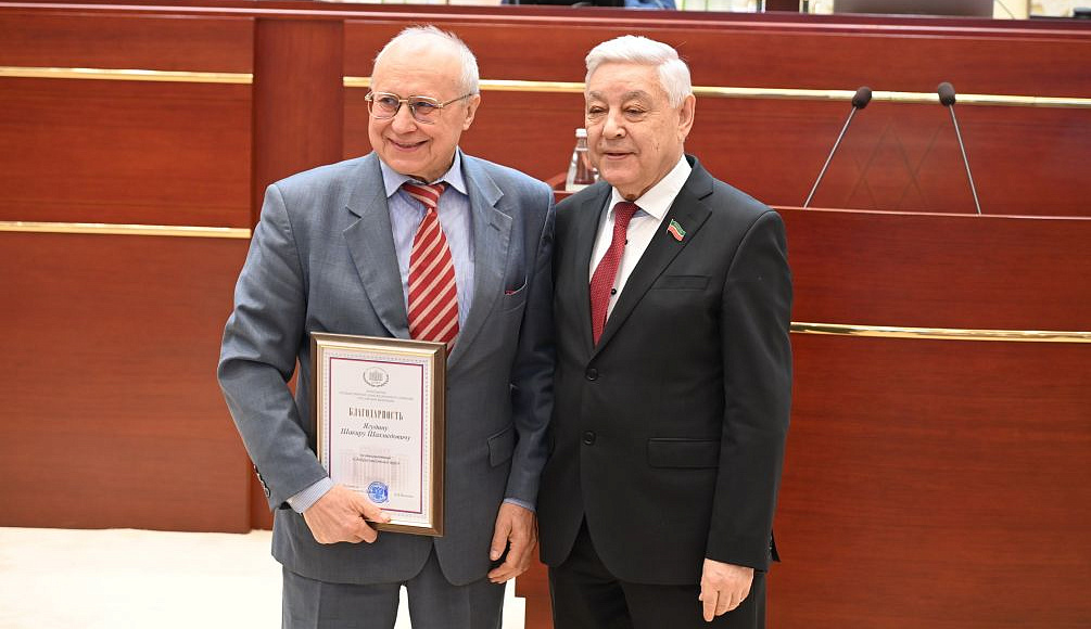 Представителям Татарстанского реготделения АЮР вручили награды на заседании Госсовета республики 