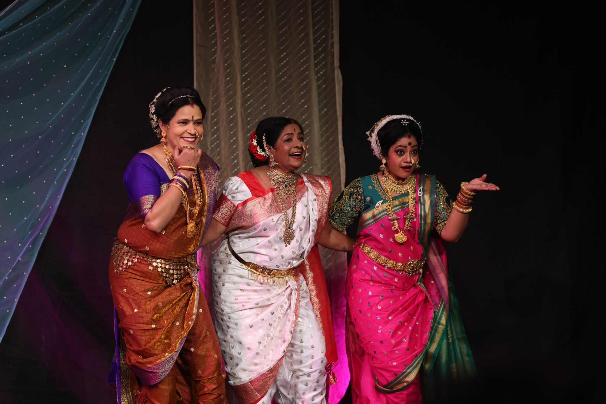 апсара индийские танцы спб. индия в петербурге. телешоу в индии. шоу танцы индия. культура индии в спб.