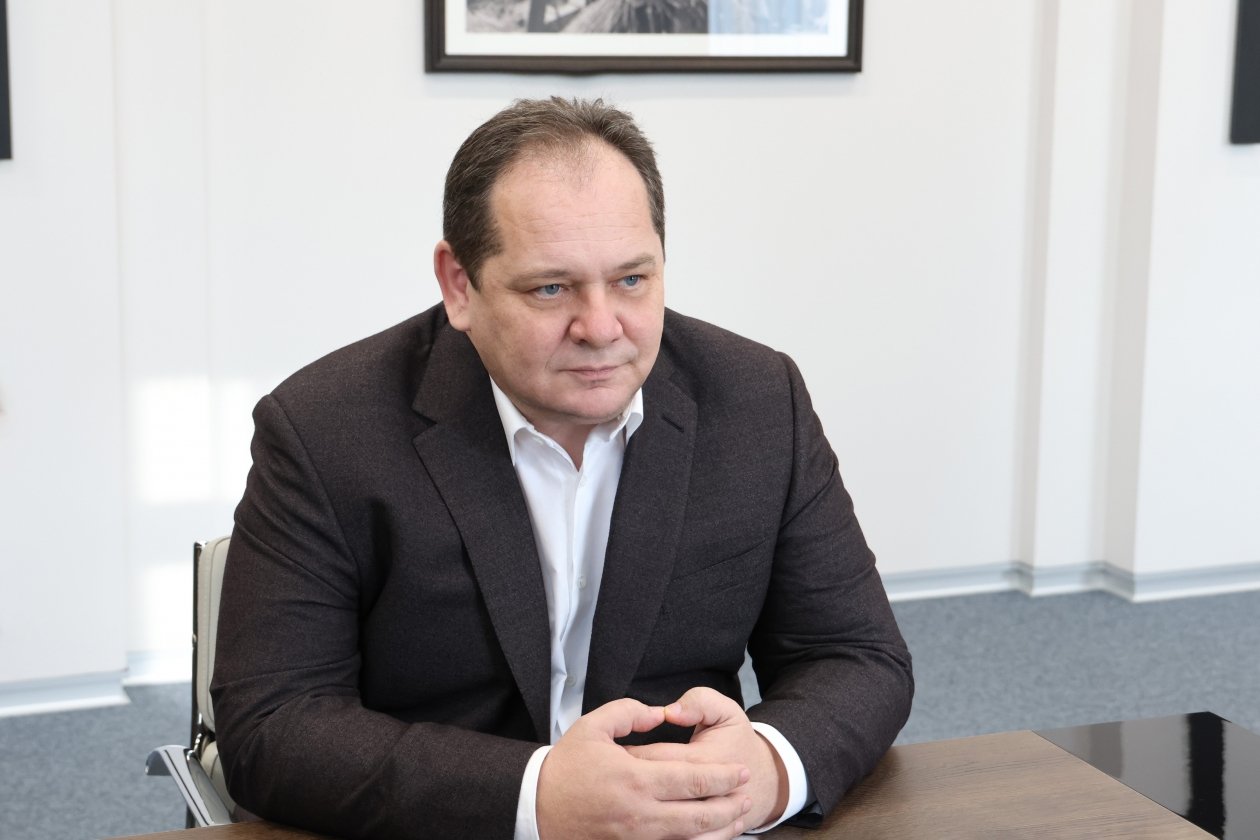 Ростиславу Гольдштейну представили нового председателя Комитета семей воинов Отечества в ЕАО