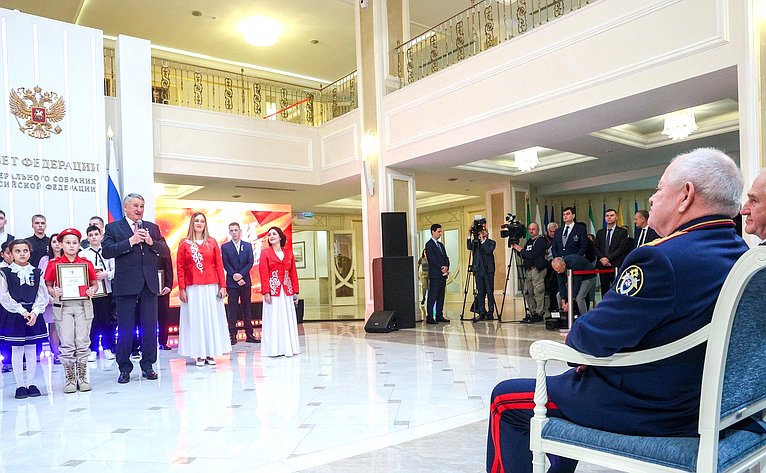 В Совете Федерации состоялась XII церемония награждения детей и подростков, проявивших личное мужество в экстремальных ситуациях