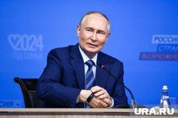 Путин заявил, что БРИКС развивается и идет вперед