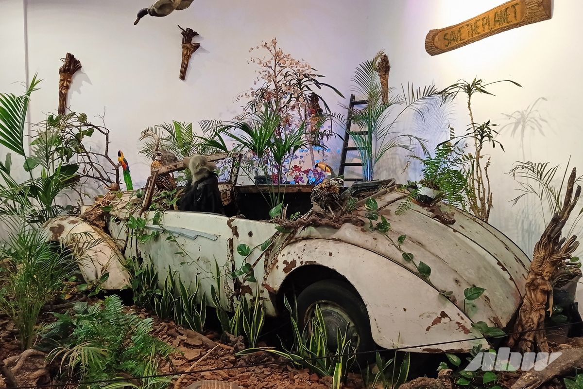 Стиль, мода и ретроавтомобили музея в испанской Малаге: часть вторая