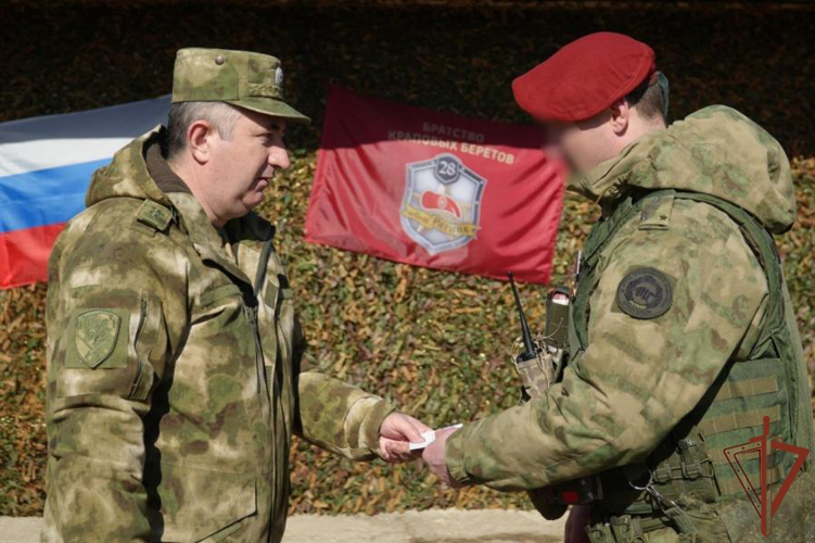 В Архангельске росгвардейцы – участники СВО награждены государственными наградами