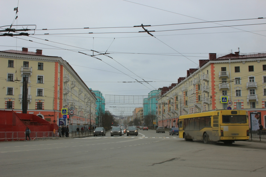 Автомобили