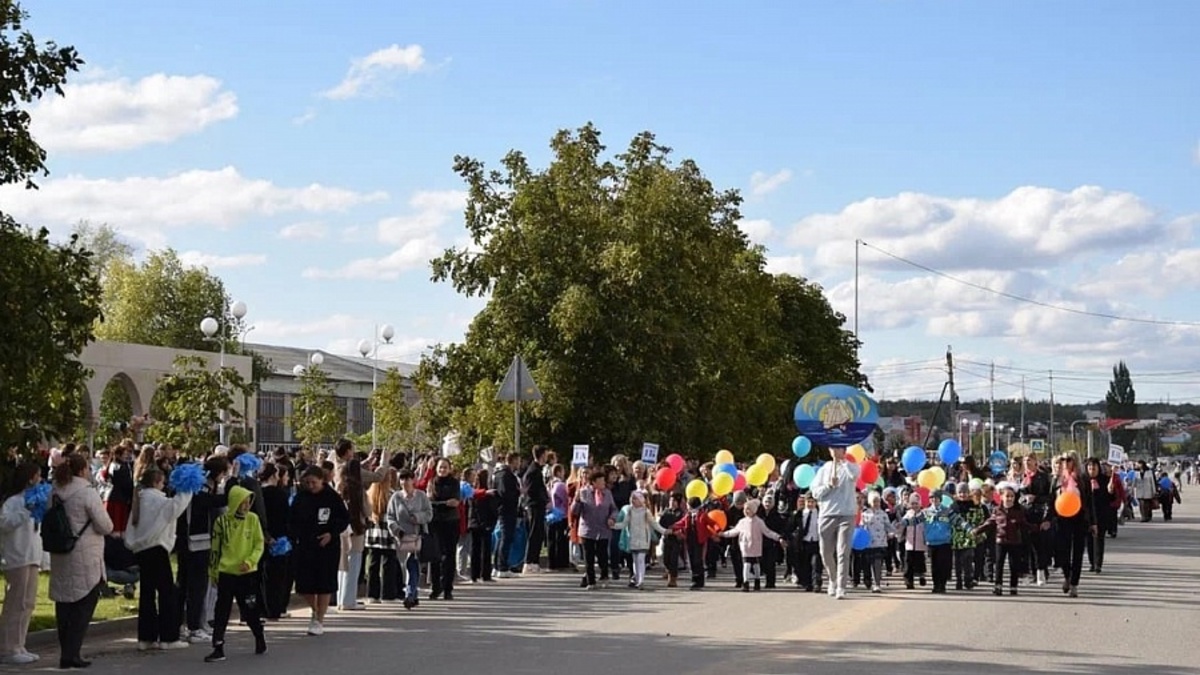 10 сентября волгоград. День города Михайловка 2022. 260 Лет Михайловке. День города Михайловка Волгоградская область. Парад Михайловка.