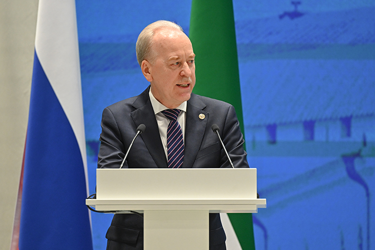 Общественная палата — главный институт гражданского общества республики, отметил Терентьев, выйдя за трибуну