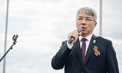 В День Победы в Улан-Удэ прозвучал полуденный выстрел