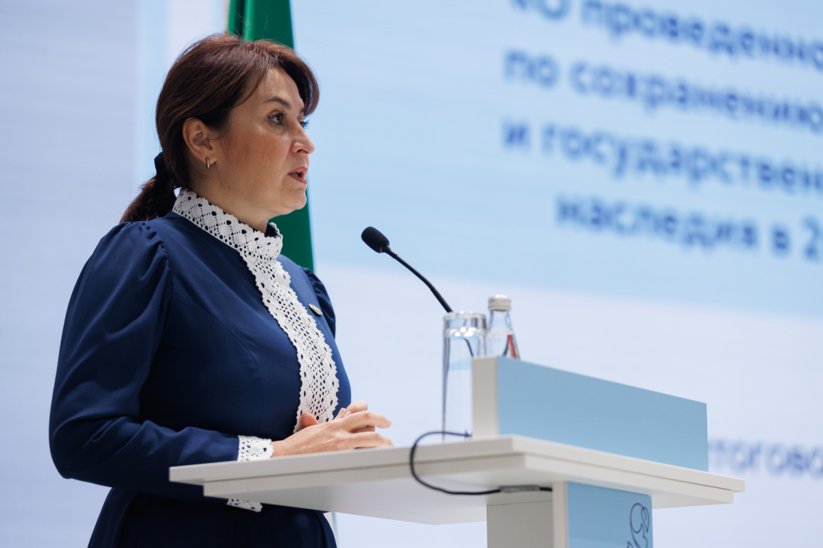 Лейла Фазлеева
