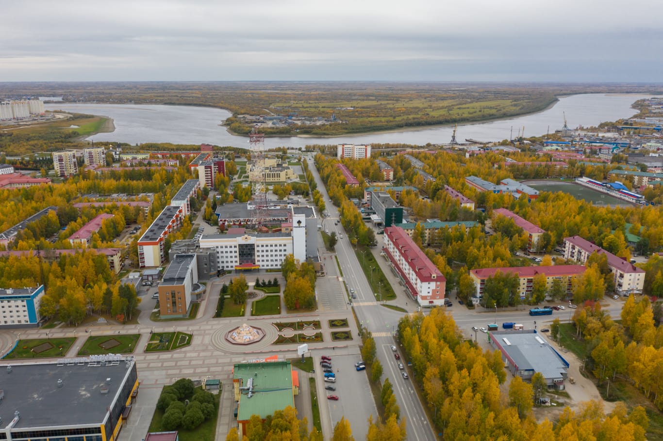 Город Нефтеюганск. Нефтеюганск фото города. Нефтеюганск достопримечательности. Нефтеюганск улицы города.