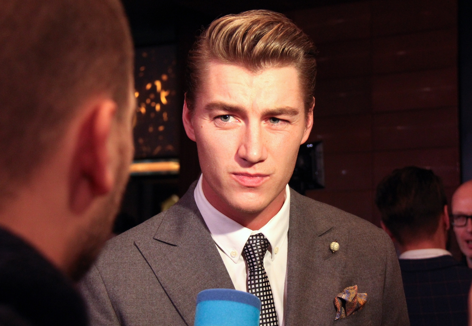 Воробьев в голубом. Воробьев в голубом. Синий воробей против витаса. Воробьев в голубом. Про воробьев.