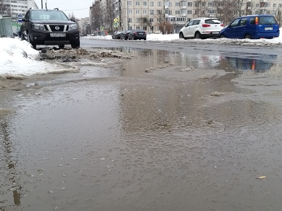Экс-вице-губернатор Бондаренко публично раскритиковал уборку снега в Петербурге