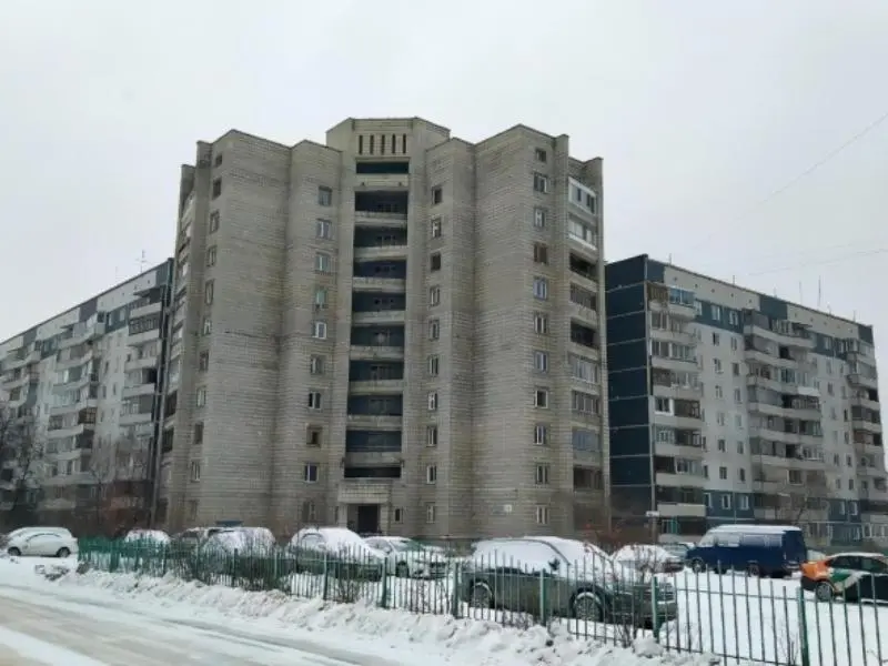 Освещение появится на Сиреневой улице в микрорайоне Шлюз в ближайшее время, сообщил «Академ.Инфо» во вторник депутат горсовета Александр Фельдбуш.