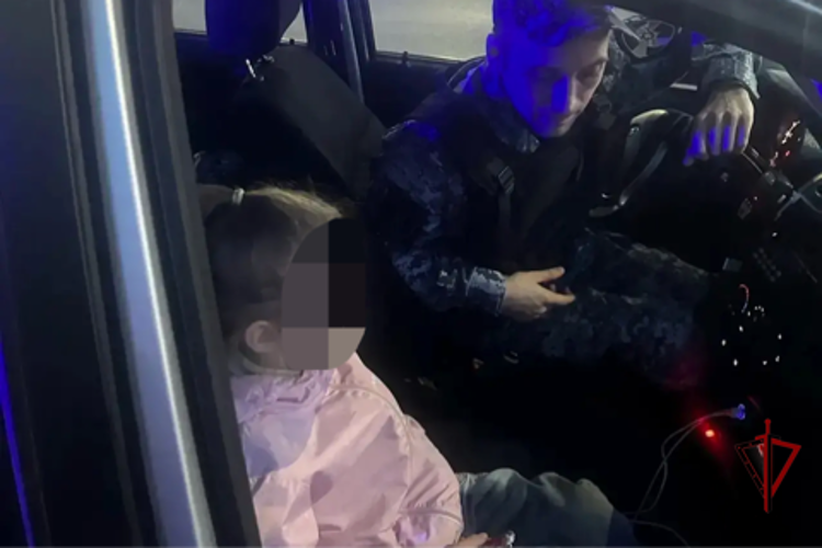 В Ярославле росгвардейцы нашли потерявшегося ребенка