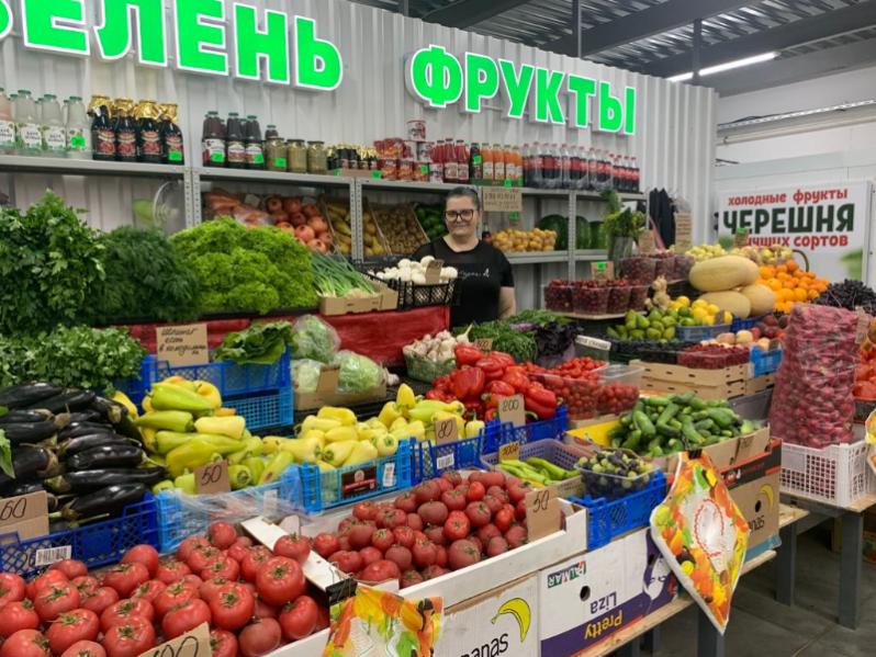 Тц якорь. Фрукты ассортимент. Рынок Россия продукты. Овощи и фрукты июля. Дизайн для фестиваль фрукты и овощи.